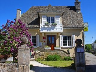 Gasthof Saint-Julien-aux-Bois Auberge de Saint-Julien-aux-Bois picture 1
